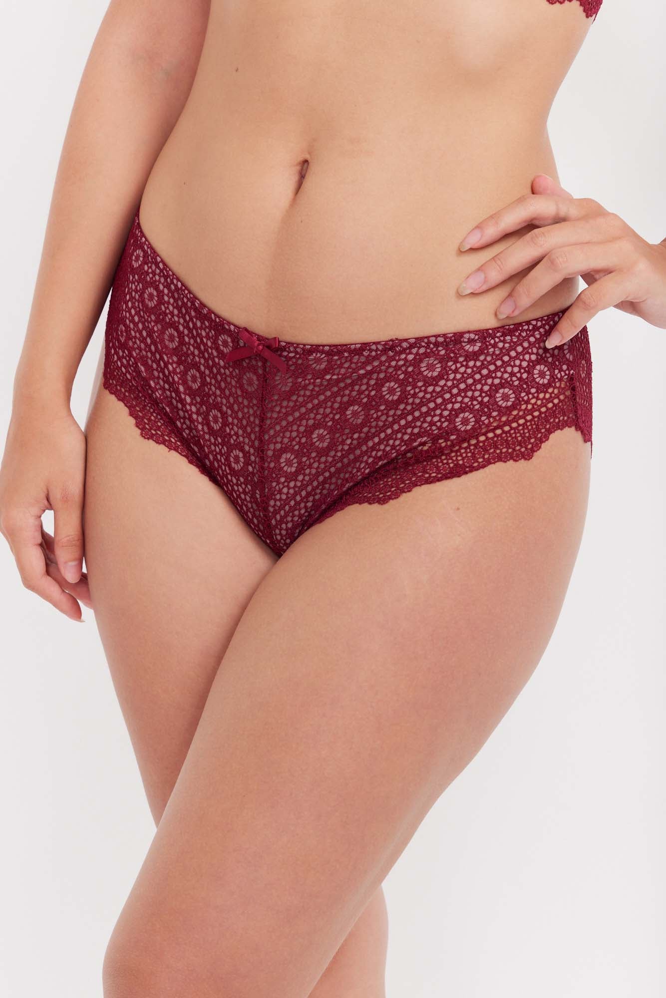 Garnet Tanga